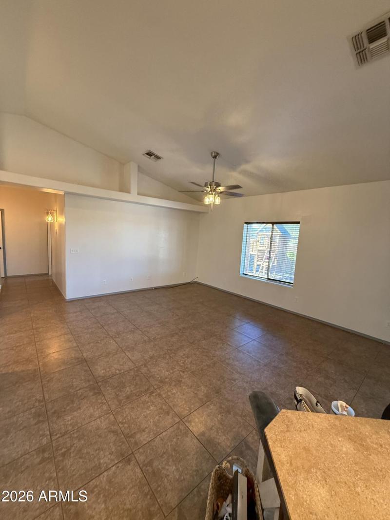 5B37599D-5D64-46B8-AB8F-F97AEA4EC696