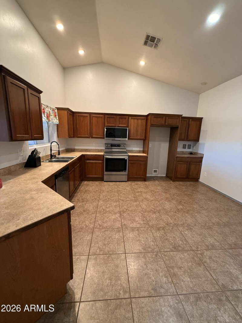 1C3750CA-53F4-486A-A98B-FBE74303D86B