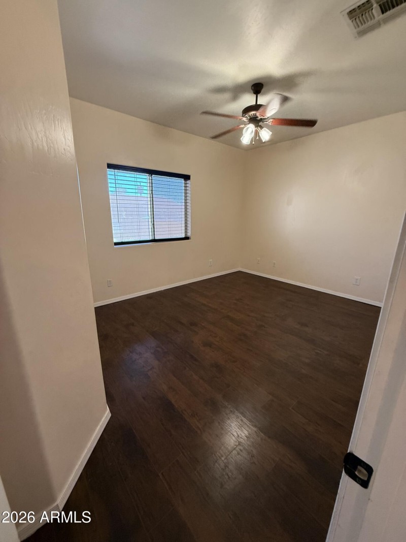 B886A2C3-50B9-4E97-A139-FE5AD86F20EC