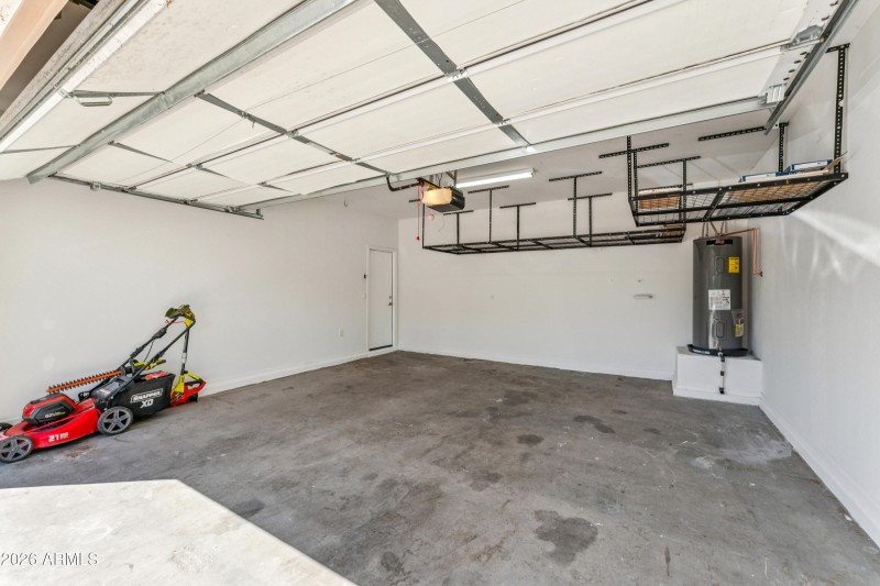 Garage w/Storage