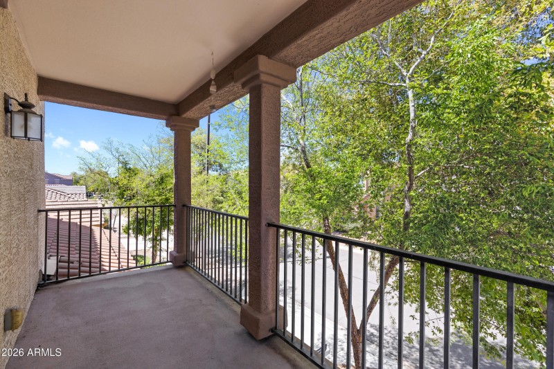 3029 E Franklin Ave-21