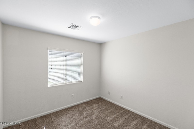 3029 E Franklin Ave-19