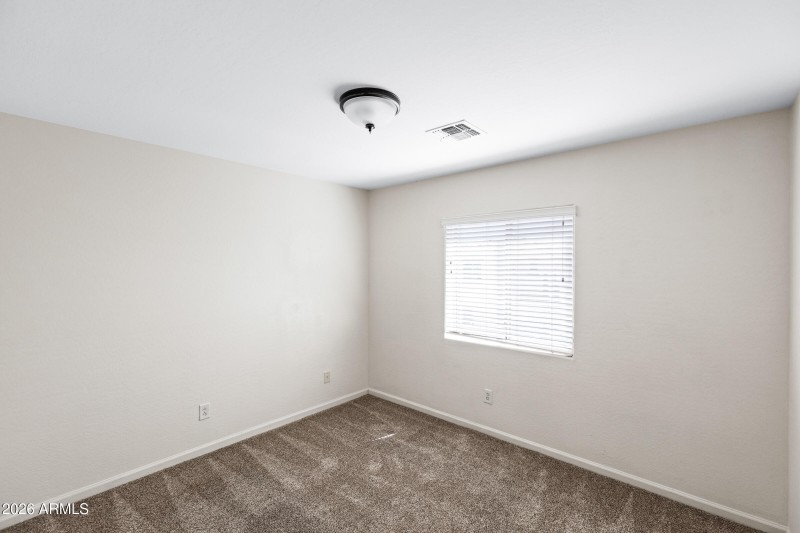 3029 E Franklin Ave-18