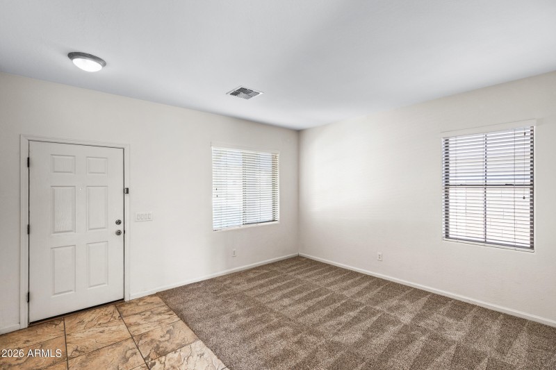 3029 E Franklin Ave-7