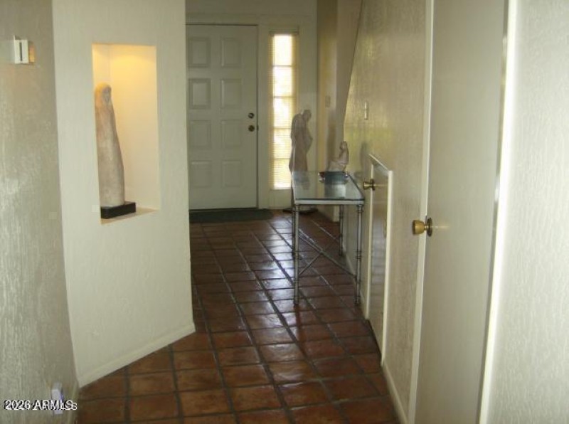 20120411231602209618000000-o