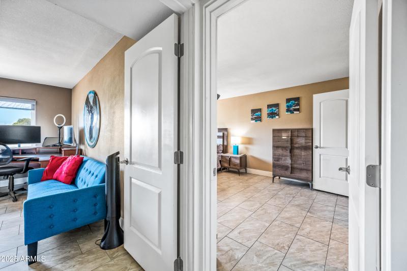 32-7940ECR411-ocupix