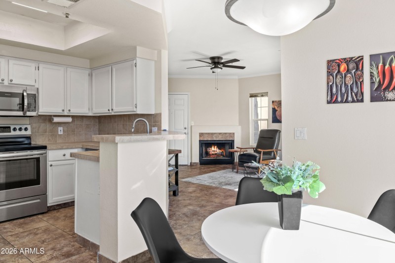 9450 E Becker Ln 2009-8