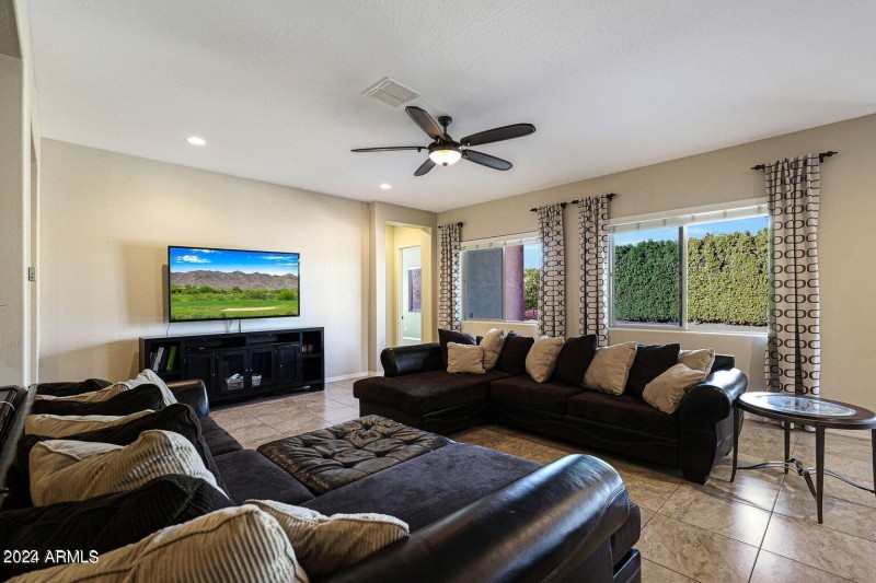 20240320030700100092000000-o