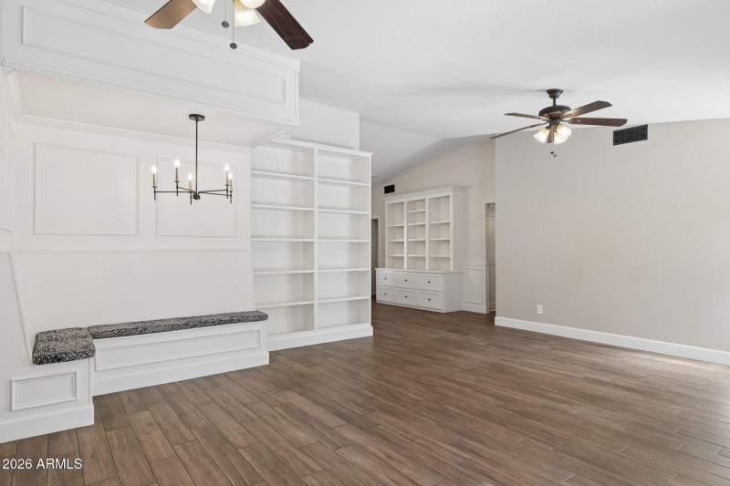 9-web-or-mls-2335-s-orange