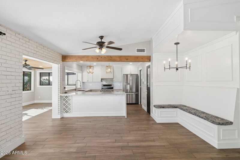 11-web-or-mls-2335-s-orange