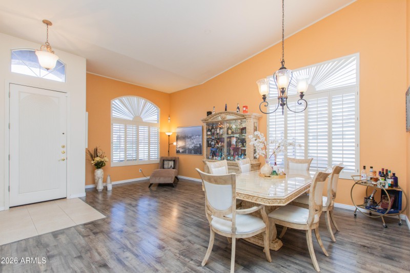 Vintage Oak Wood Like Flooring