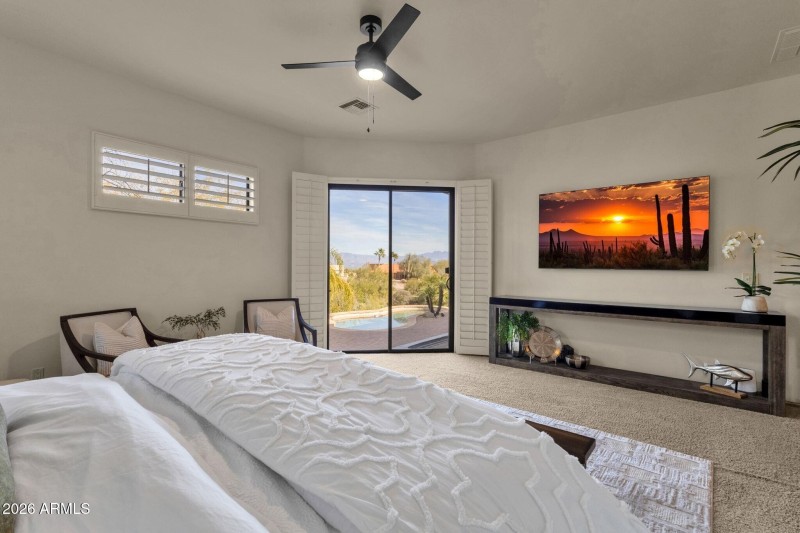 025_Primary Bedroom II