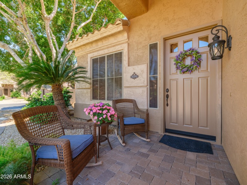 Listings_6132 W Topeka-5