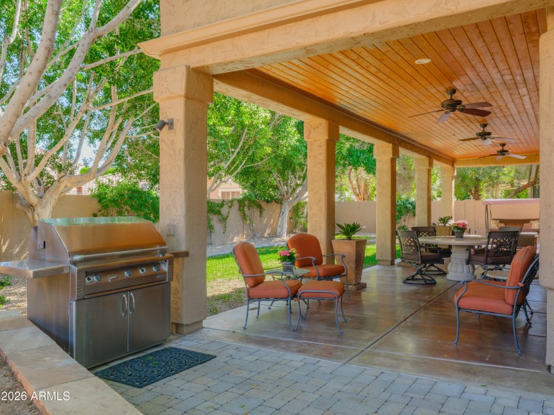 Listings_6132 W Topeka-8