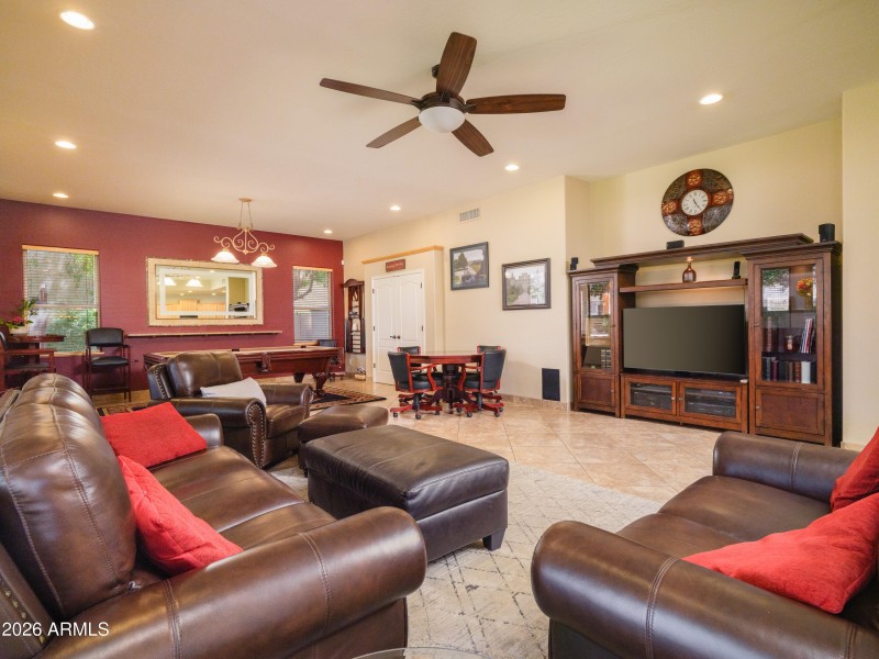 Listings_6132 W Topeka-19