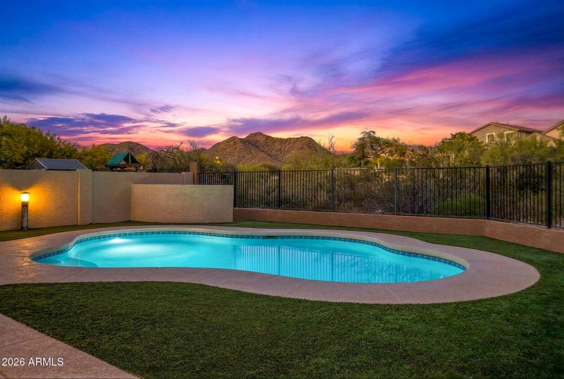 Mtn Views/View Fence at sunset