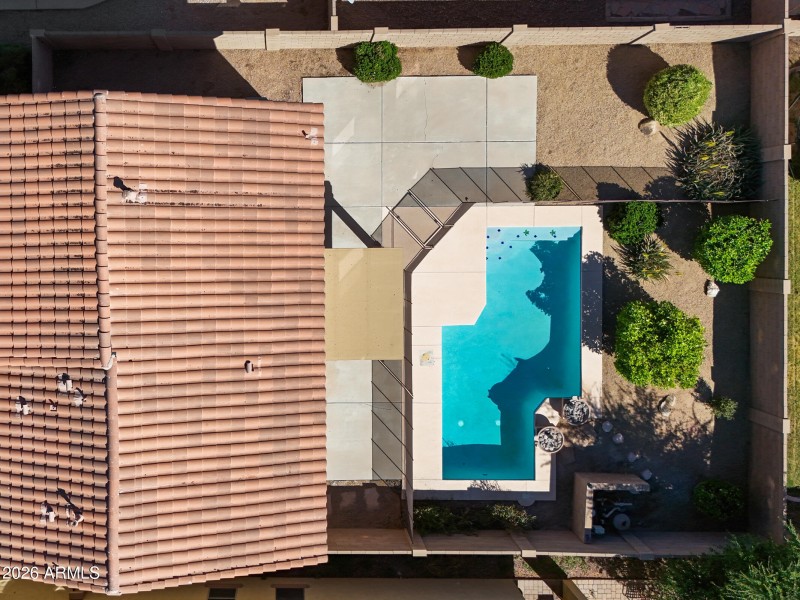 3029 E Franklin Ave-40