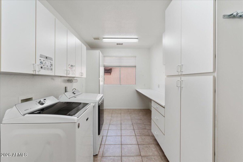 30-Laundry Room