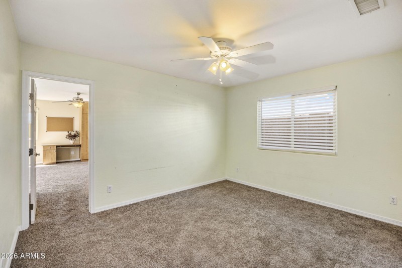 Office / 5th Bedroom