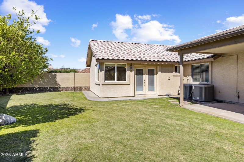 Private Entrance to Bedroom 4