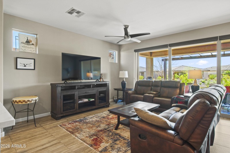 4518 Charrow Ct00035