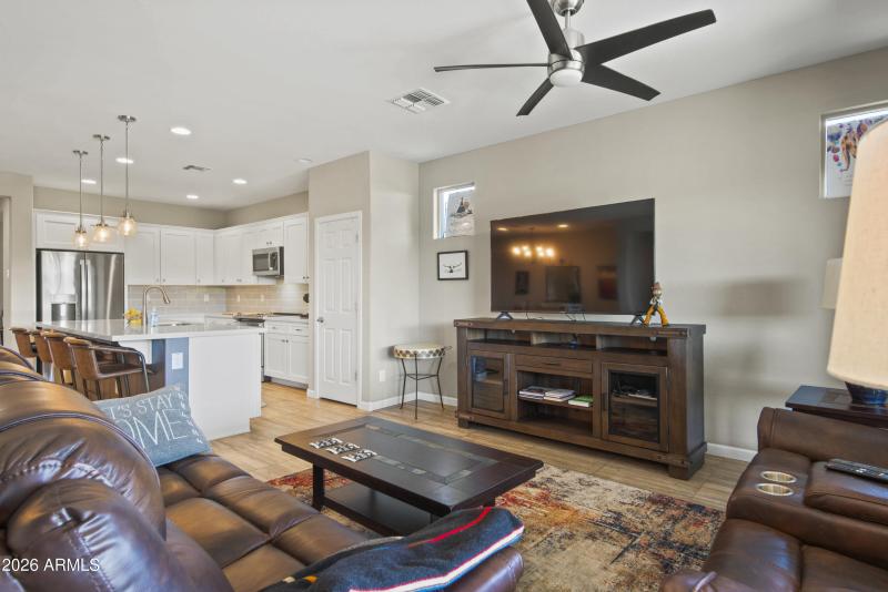 4518 Charrow Ct00036