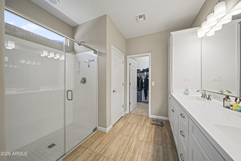 4518 Charrow Ct00039