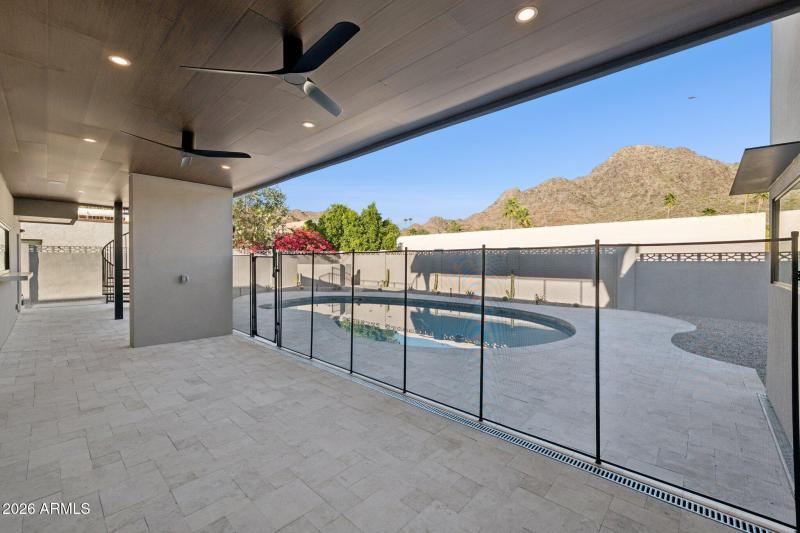 62-web-or-mls-7501-n-21st-pl