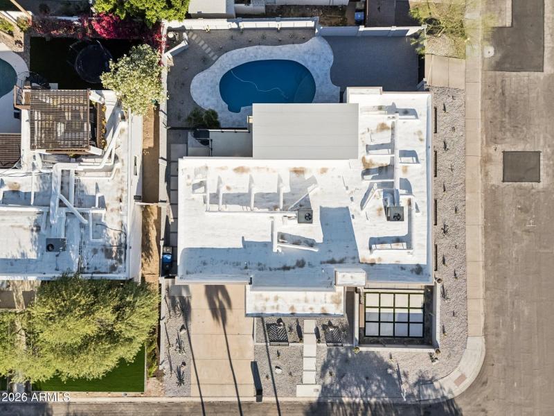 79-web-or-mls-7501-n-21st-pl