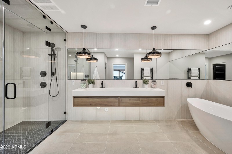 1955 E Greenway Rd-26