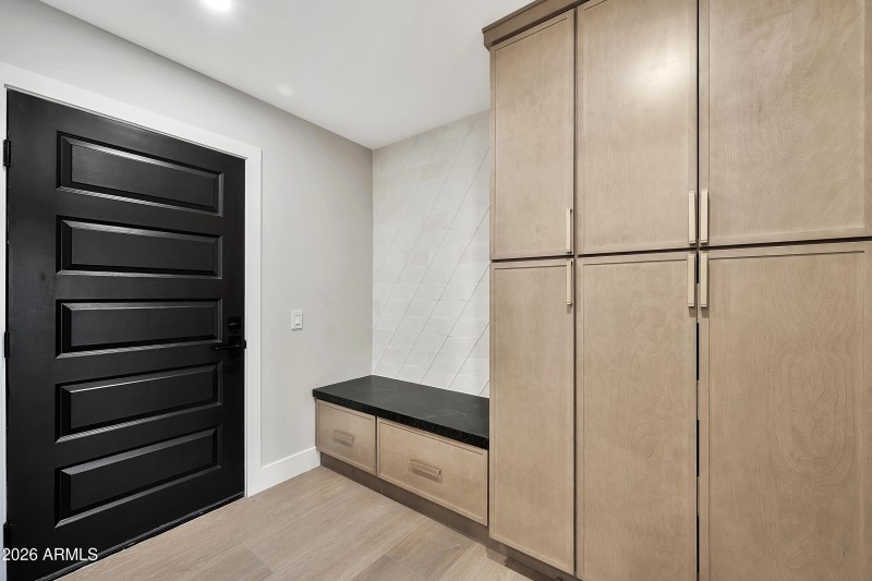 1955 E Greenway Rd-39