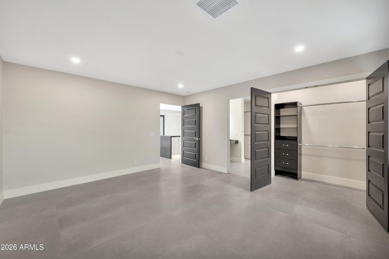 1955 E Greenway Rd-47