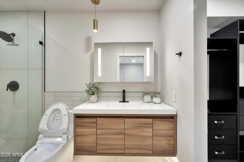 1955 E Greenway Rd-61