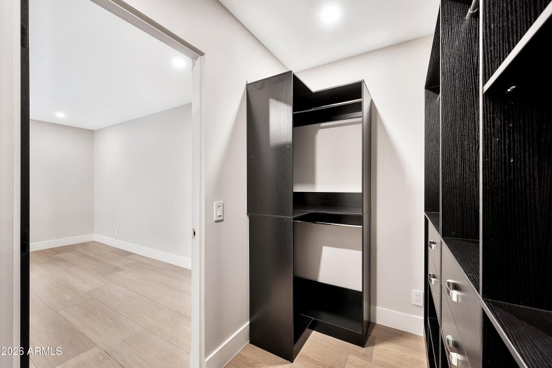 1955 E Greenway Rd-67