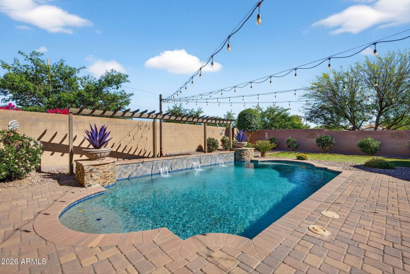 Water feature for the pool