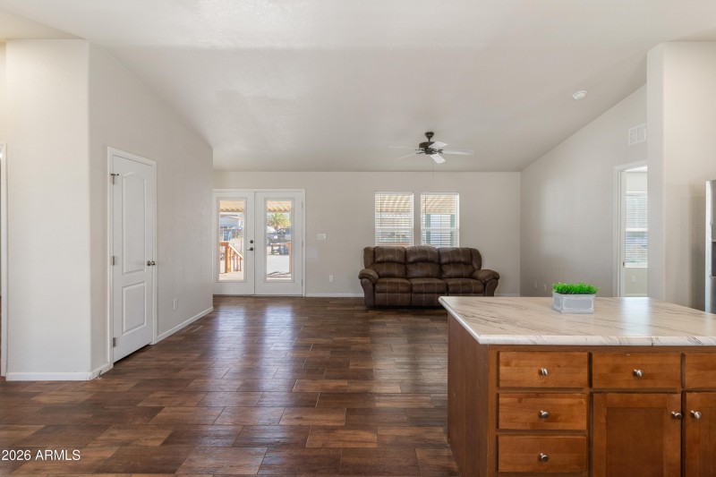 Living Room & Kitchen (1)