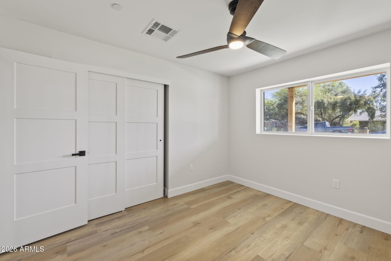 8632 E Highland Ave Scottsdale - 324