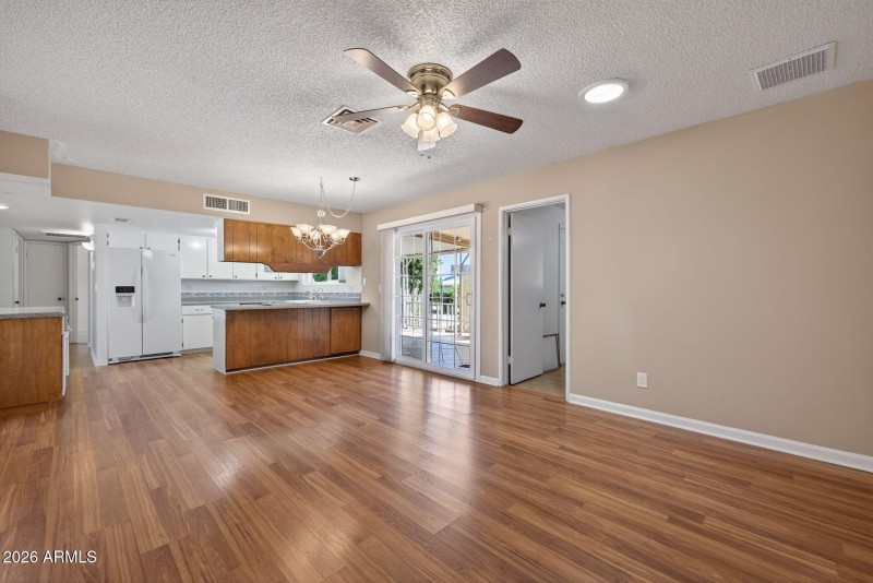 21-web-or-mls-1879 W 14th Ave, Apache Ju