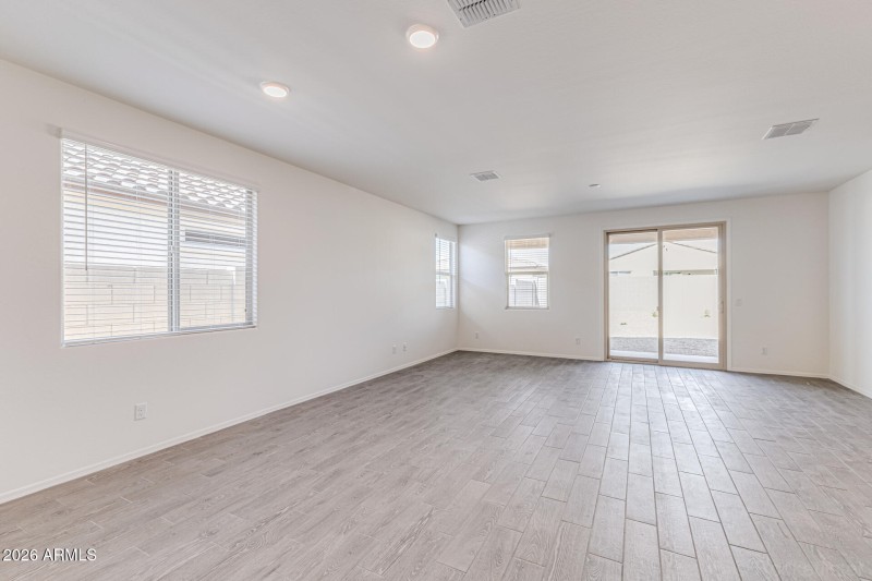 8 - 18184 W Soft Wind Drive