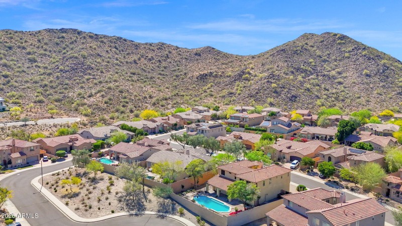 Mountain Views All Around