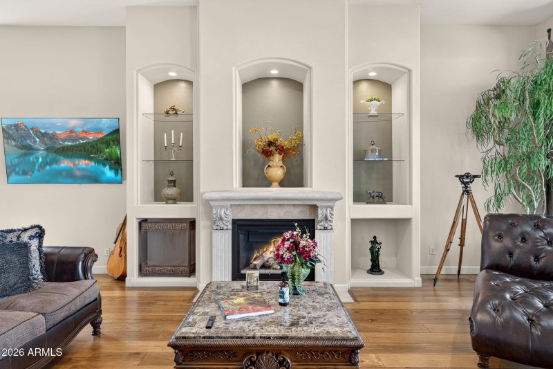 10-web-or-mls-077N 56th Ave