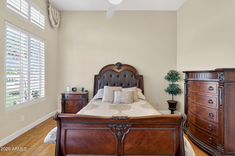 21-web-or-mls-065N 56th Ave