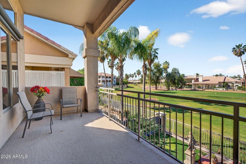 30-web-or-mls-081N 56th Ave