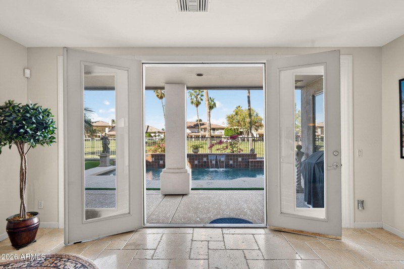 39-web-or-mls-035N 56th Ave