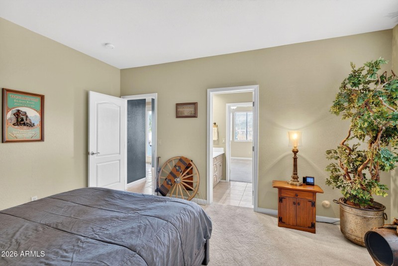 42-web-or-mls-040N 56th Ave