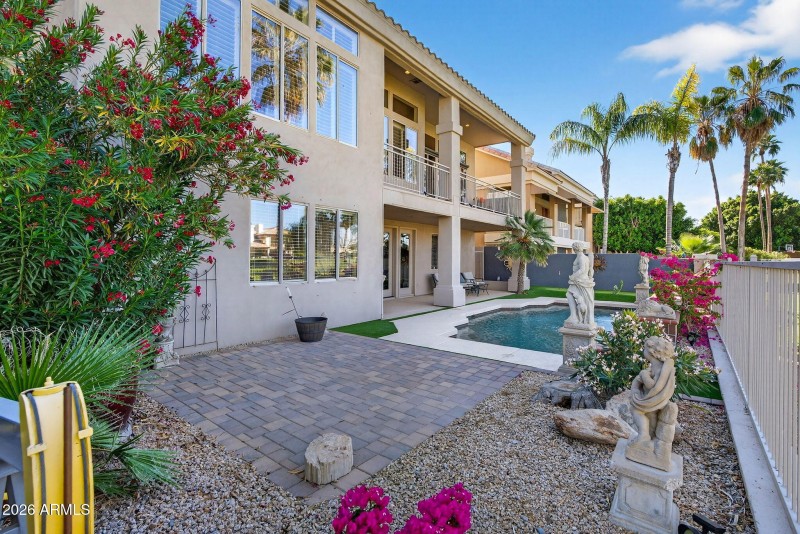 56-web-or-mls-022N 56th Ave