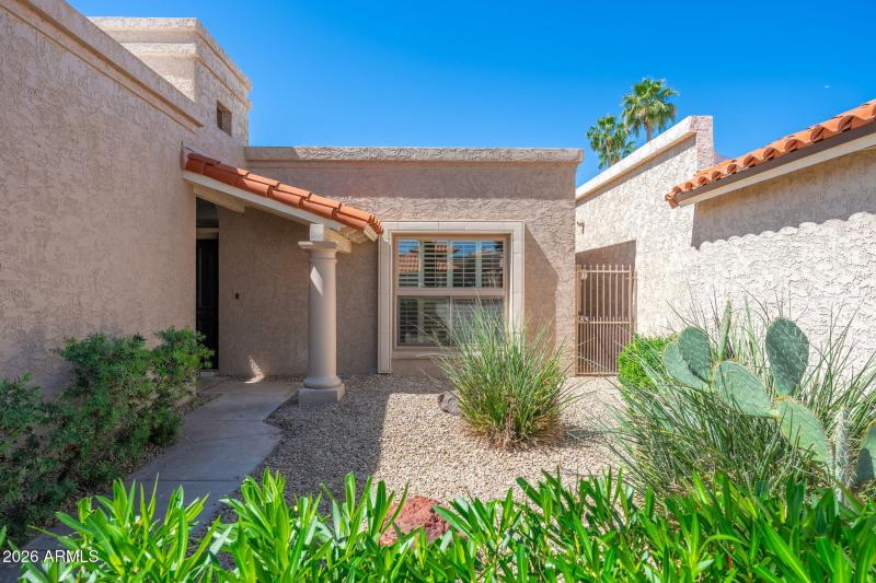 6724 N 79th Place - 04