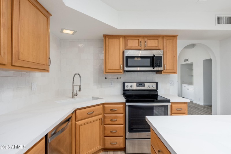 6724 N 79th Place - 11