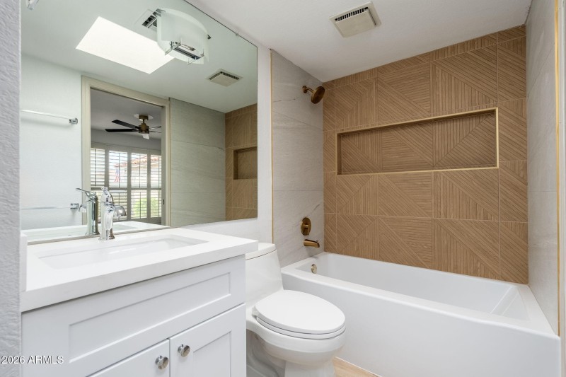 6724 N 79th Place - 24