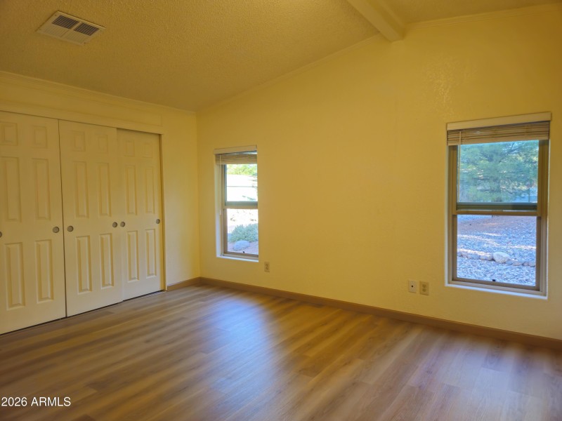 8) 63008-68c8978c31eed